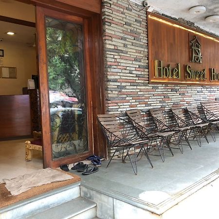 Hotel Sweet Home Bombay Extérieur photo